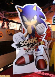 Sonic Forces Hooters Standee