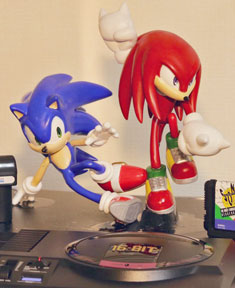 Sonic & Knuckles Figure Size Big