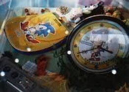 Sonic the Hedgehog Wall Clock & Bag