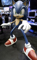 E3 Sonic Statue Photo