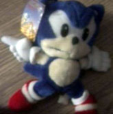 Dissatisfied Sonic Pointing Plush w/tag