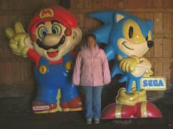 Sonic & Mario Giant Displays