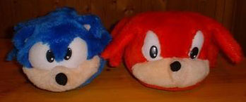 Sonic & Knuckles house slippers 