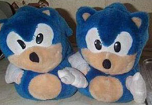 Pair Sonic house slippers with arms
