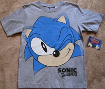 Large graphic Wink Tilt Sonic shirt