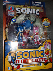 Amy Rose Small Figure Comic 2 Pack