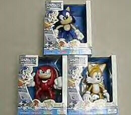 Sonic Knuckles Tails Toy Island Giant Boxed Talking Figures